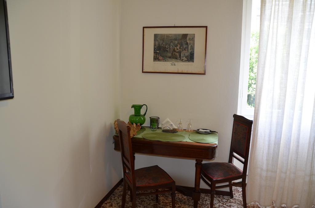 Green Quercia Apartment Como Zimmer foto
